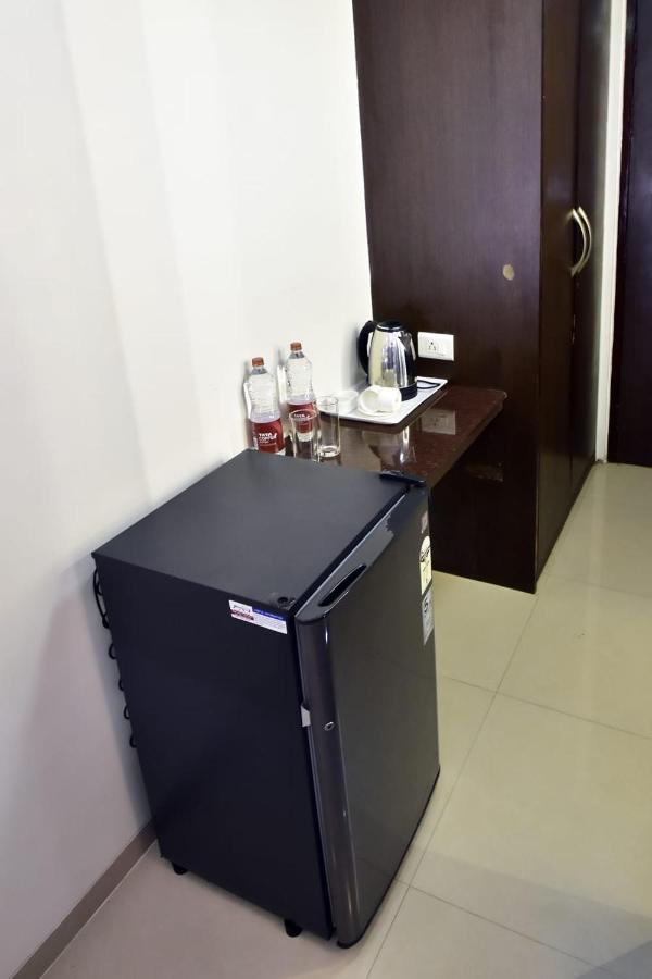 Caves County Resort Malegaon Экстерьер фото